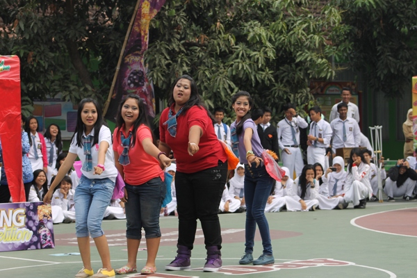 Perform-Bling-Bling-Dance-Competition